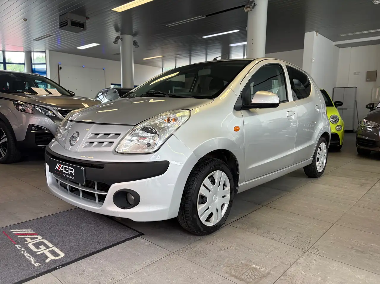 Nissan Pixo
